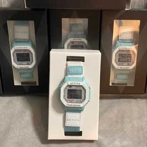 Activa Spectra X
Invicta Digital Unisex Watch -
44.5mm, Blue, White
(ACWF005)